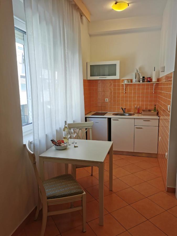 Apartments Smile Split Luaran gambar