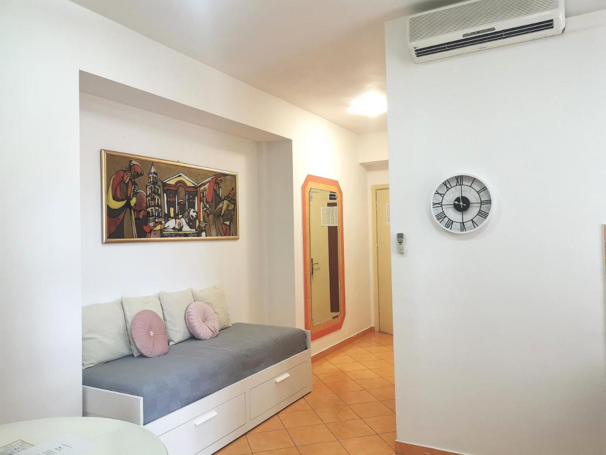 Apartments Smile Split Luaran gambar